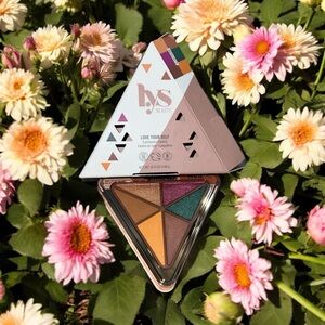 lys Beauty Eyeshadow Palette (Love Yourself)